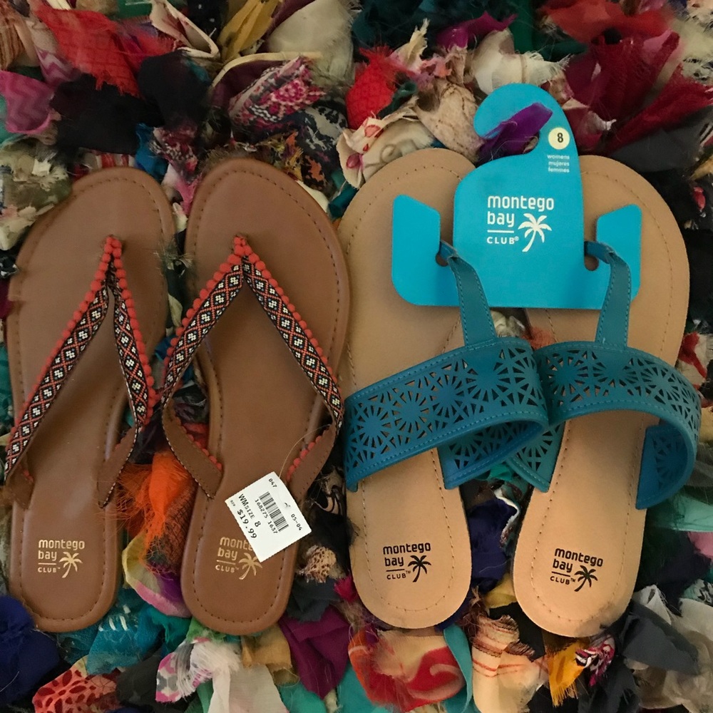 4 pairs of sandals